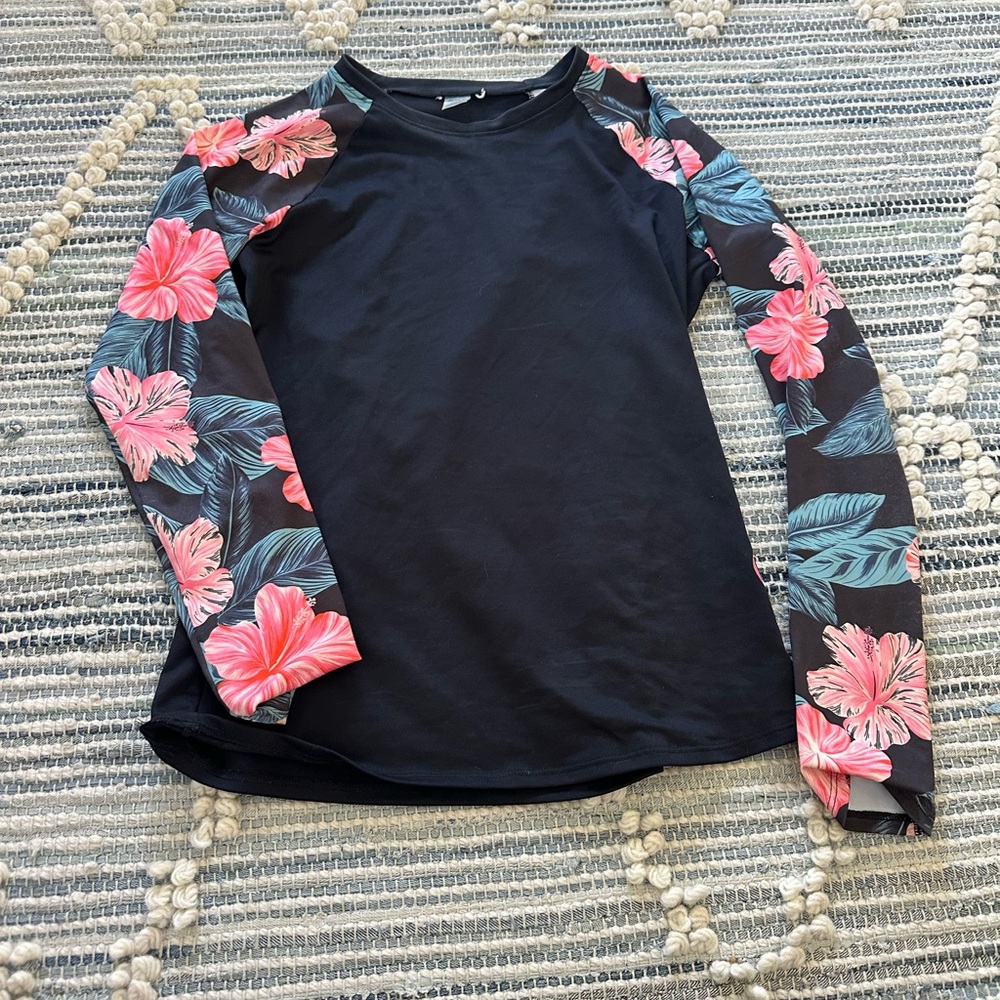 Roxy Black Rash Guard